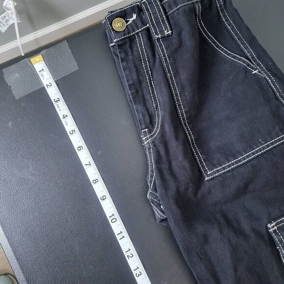 BDG Womens Skate Jean Black Denim Size 26 Baggy Cargo Wide Leg Grunge Elastic - Picture 6 of 7